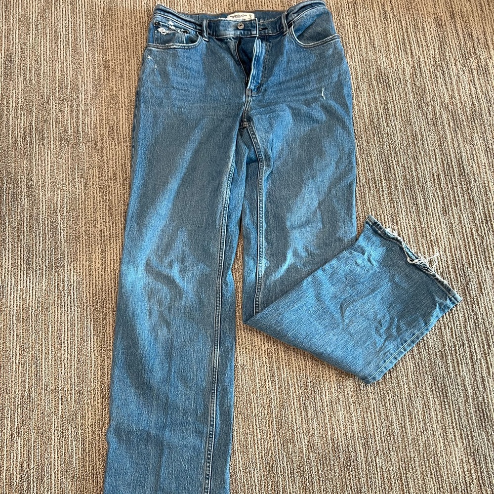 Abercrombie High Rise 90’s Straight Jean